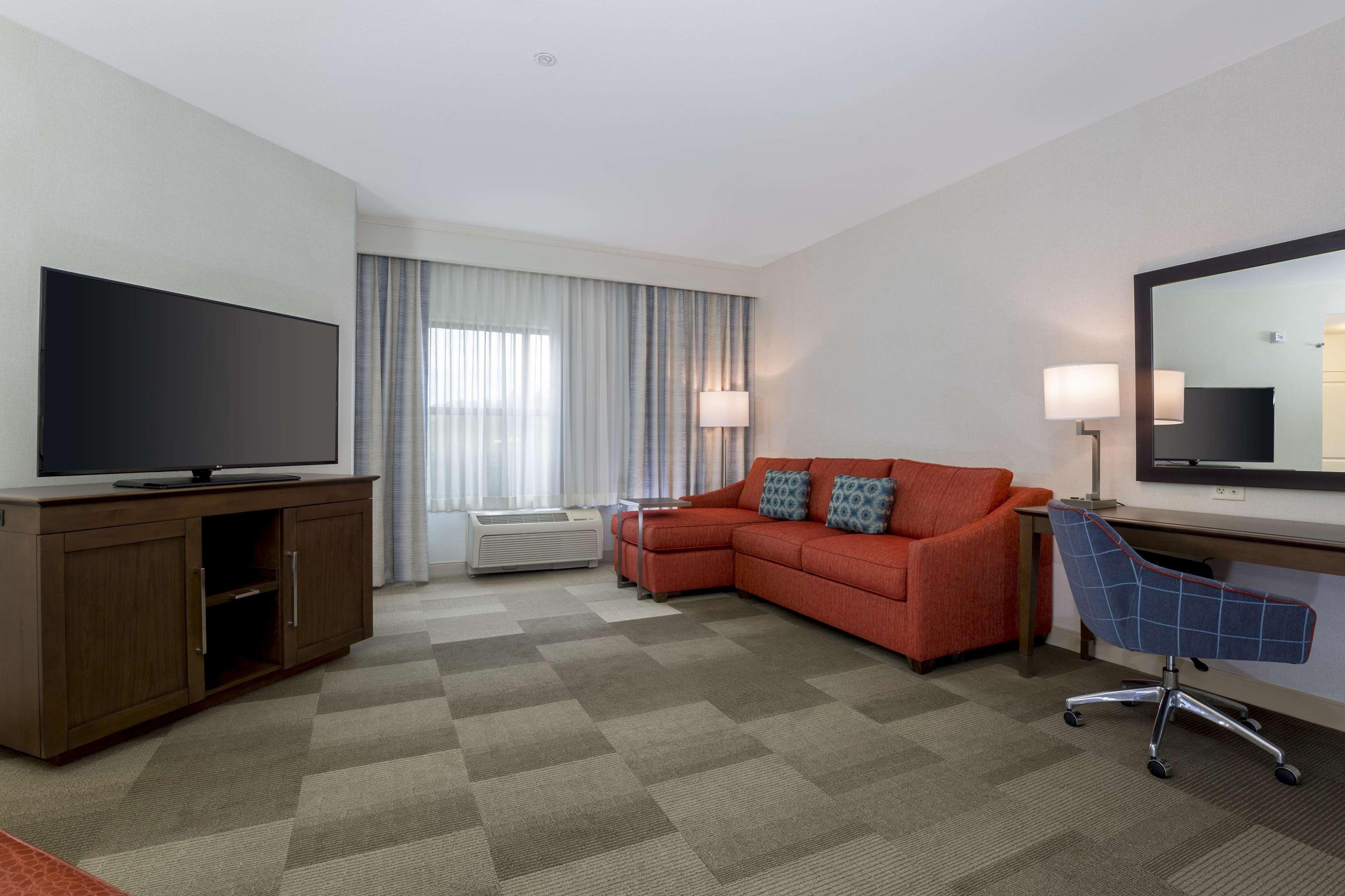 Hampton Inn & Suites San Diego-Поуей Екстериор снимка