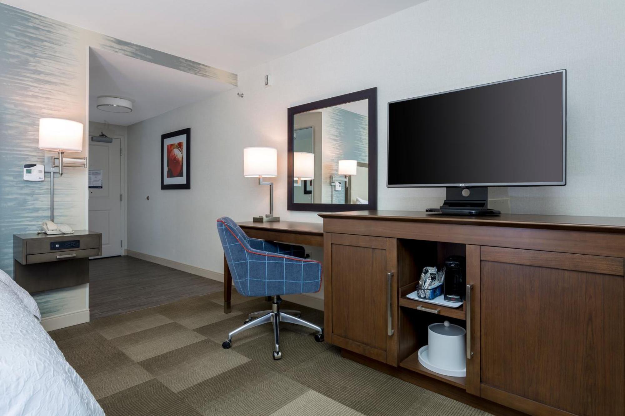 Hampton Inn & Suites San Diego-Поуей Екстериор снимка