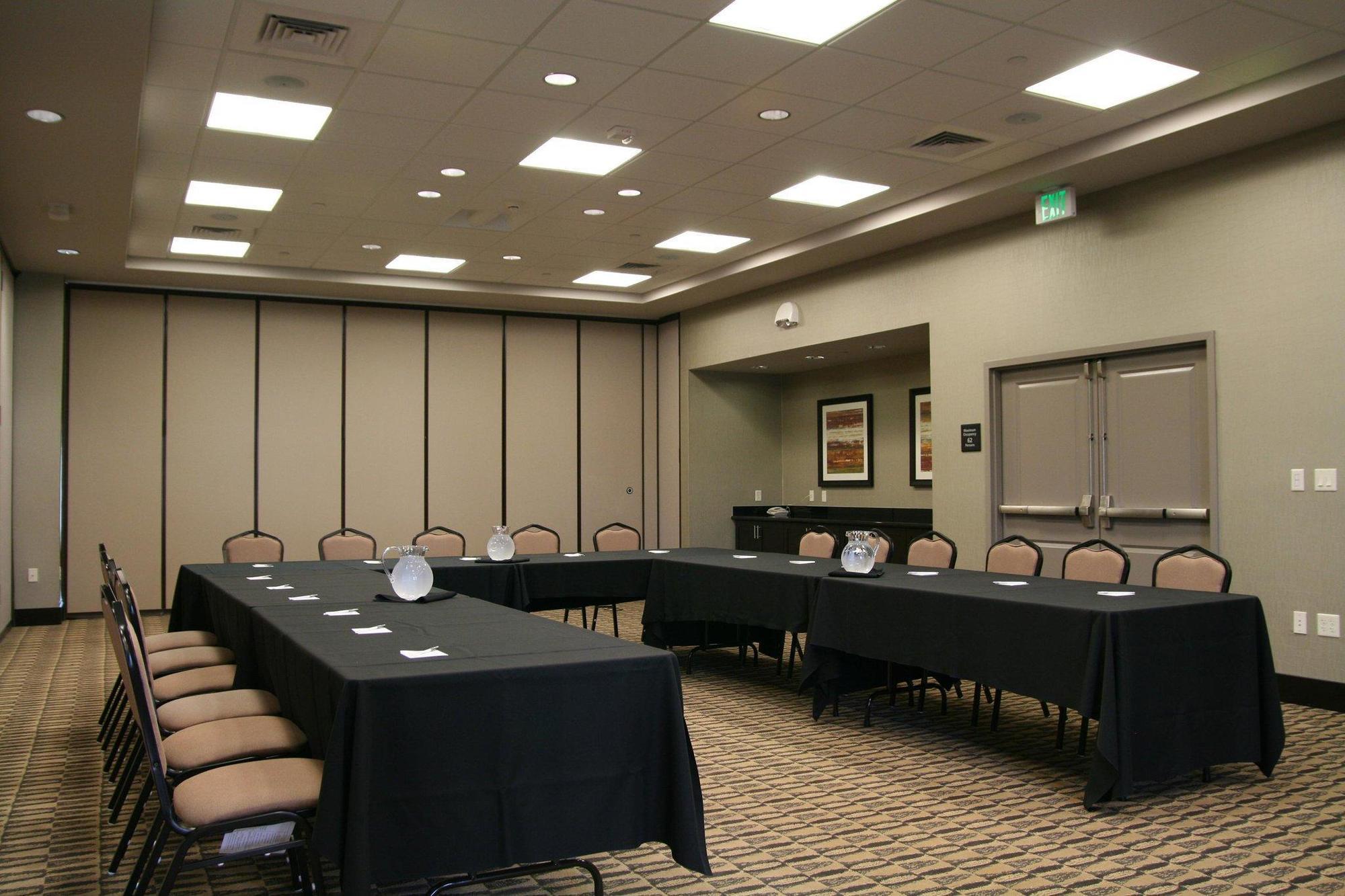 Hampton Inn & Suites San Diego-Поуей Екстериор снимка